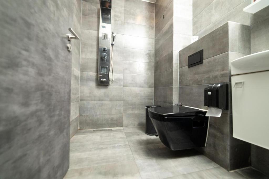 Hotel Gloria Ks Priština Exteriér fotografie